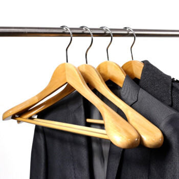 
                                                            三特 实木衣架家用西装西服宽肩无痕衣架子木质木头晾衣服撑子服装店专用防滑大衣挂卧室内衣柜衣服架子神器 8支原木色【男款加粗圆钩】                