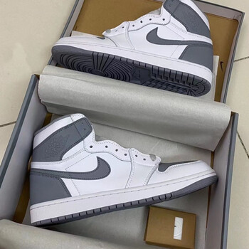 耐克(nike)aj1灰白配色白灰山羊高帮板鞋休闲男女情侣运动母婴上新