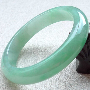 金翠羽缅甸冰糯种浅绿满绿飘花贵妃手镯贵妃飘阳绿翡翠玉镯子七夕情人