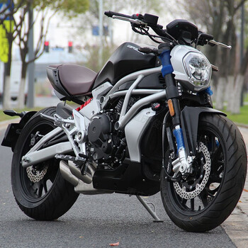 薛湖爵士捷650 摩托车大排量复古街车太子巡航大排量机车 可上牌 银色