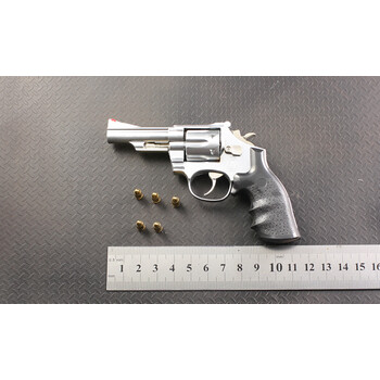 05模型不可发射 枪模 6发子弹 支架