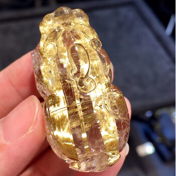 震昊天然钛晶貔貅吊坠 造型美观 雕工立体 晶体透亮 水润饱满 颜色金