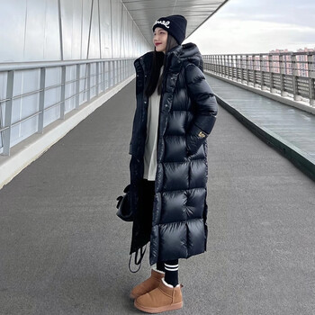 大鹅时尚反季黑色亮面羽绒服女加厚过膝男女情侣款黑金白鸭绒免洗 长
