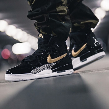 耐克nike air jordan legacy 312 联名aj312男女休闲篮球鞋 黑金亮皮