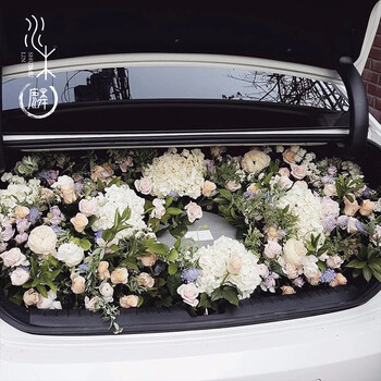 抖音汽车惊喜求婚表白后备箱鲜花玫瑰满天星重庆花店同城布置 浅灰色