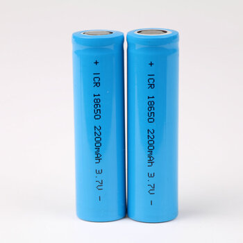 火中飞大容量18650锂电池37v平头灯强光手电筒迷你小可充电电池2节