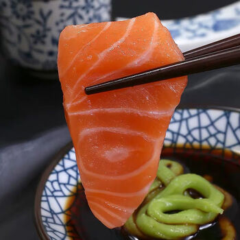 生吃新鲜三文鱼整条中段生鱼片刺身日料寿司即食新鲜1500g家庭装去骨