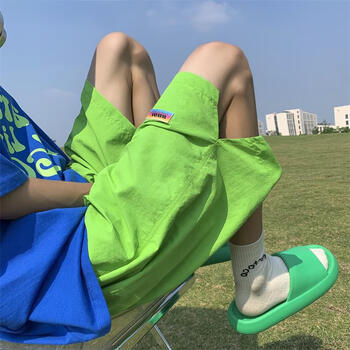 服饰内衣>男装>短裤>荒秋>荒秋夏季新款新款男女胺沙滩裤潮流度假色薄