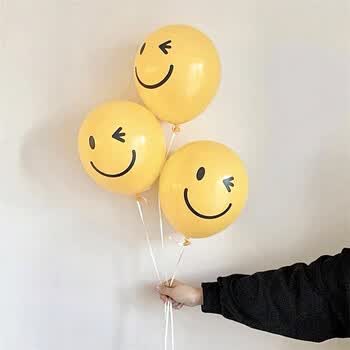 飘空气球insins韩国同款加厚10寸飘空笑脸气球生日party婚庆派对布置