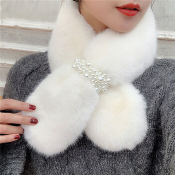 丹俏丽围巾女冬季珍珠毛绒围脖女珍珠扣交叉加厚仿皮草獭兔毛围巾百搭