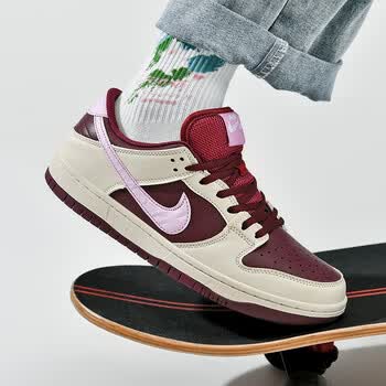 clenikeed低帮板鞋一号休闲运动鞋空军透气情侣激光蓝百搭nike酒红36