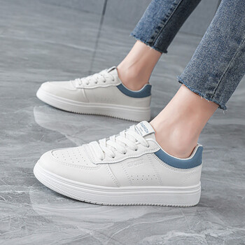 鞋靴>时尚女鞋>女士休闲鞋>其它女士休闲鞋>回力>回力小白鞋女2023