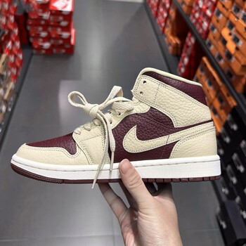 耐克nike休闲鞋aj1女鞋夏季新款airjordan1mid鸳鸯篮球鞋运动鞋板鞋dr