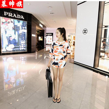 2015韩国NEWARRIVED复古迷彩图案运动学院系套装 粉红色 均码