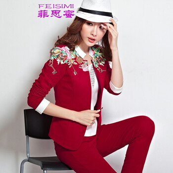 菲思蜜20105春装新款女装小西服三件套修身显瘦运动套装时尚休闲 红色 L