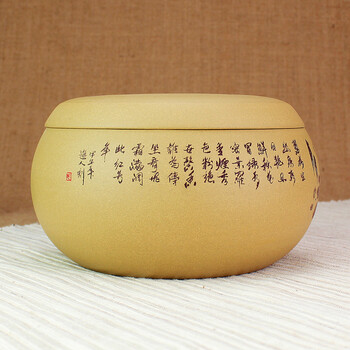 
                                        指间陶艺--宜兴紫砂茶叶罐全手工醒茶罐大号普洱罐包邮--段泥荷花大圆罐                
