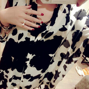 费耶罗2015春季新款韩版女装时尚简约印花个性带排扣衬衫宽松显瘦中长款打底衫开衫雪纺衫上衣 乳白色 均码