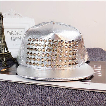 通用皮革金色白色尖钉街头嘻哈帽柳钉帽子 银色皮革柳钉帽 可调节