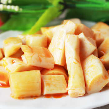 > 品品人生食品 香辣味竹笋笋丁80g 四川特产零食 亲野山珍