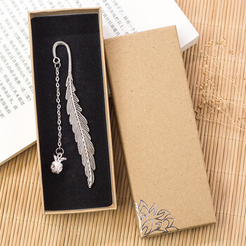 手工复古典风吊坠金属书签韩国创意小清新学生用简约文具 银苹果 盒子