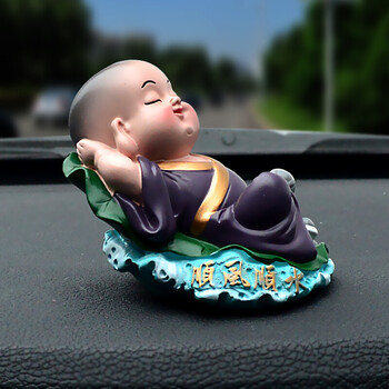 汽车摆件小和尚卡通弥勒佛可爱公仔车内装饰品 顺风顺水