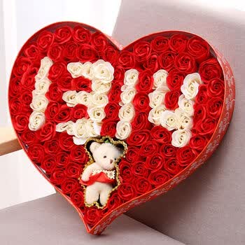 女生情人节送女友爱人浪漫结婚纪念日玫瑰香皂花礼盒 100朵红色1314
