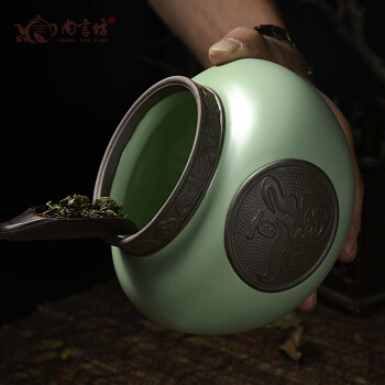 
                                        尚言坊茶具 茶具配件仿汝窑开片茶叶罐 紫砂工艺雕刻 密封储物罐 大350g 汝窑粉青色员外罐(大)                