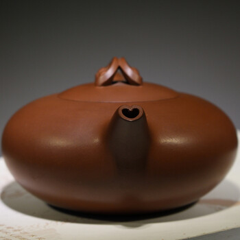 家藏老泥       宜兴紫砂艺术名人      任南松     心心相印