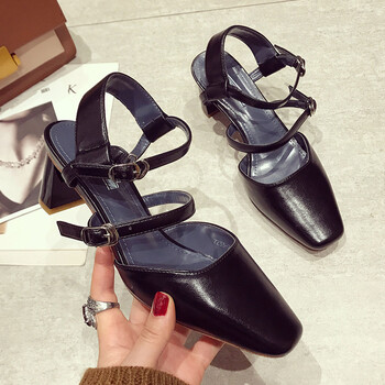 潮牌 凉鞋女女生凉鞋夏季2018新款百搭罗马复古包头中跟粗跟温柔鞋子