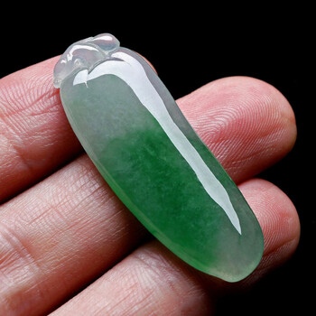 情人节誉满堂珠宝 冰糯种翠绿色翡翠福瓜 7.64g p17-268