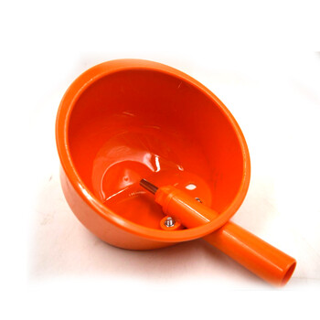 慧茵不锈钢猪用饮水器猪水碗水嘴仔猪饮水碗小猪咬嘴塑料自动猪饮水碗