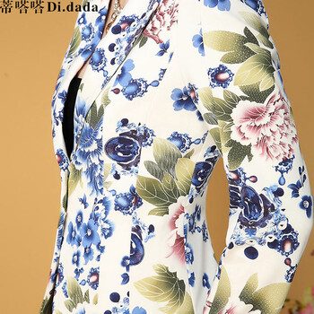 蒂嗒嗒（Di.dada）2015冬季新品水墨印花OL长袖修身短外套NRJ1288 图片色  XL码