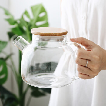 半物生活 玻璃水壶 耐热大容量加厚冷水壶 透明带盖果汁茶具过滤凉水壶 牛奶杯豆浆壶茶壶 1升竹盖壶