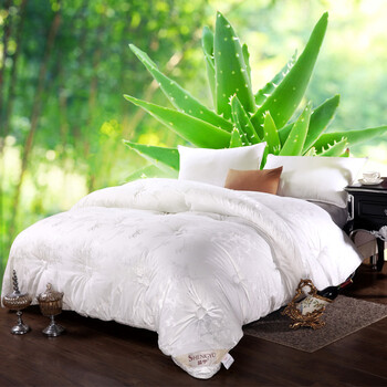 盛宇家纺 提花舒爽润肤被子厚冬被 芦荟蚕丝亲肤被芯 220*240cm/9.