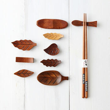 家用日式实木筷子架筷枕托厨房餐桌木质筷子托筷架汤匙托小摆件 a