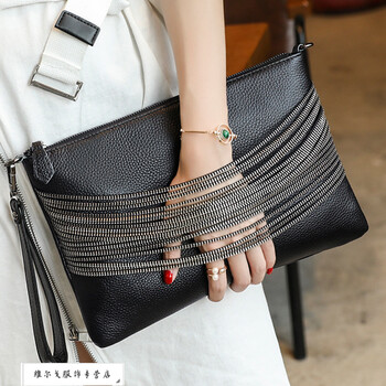 真皮手包女2018新款头层牛皮流苏复古女士手拿包时尚大容量斜挎包