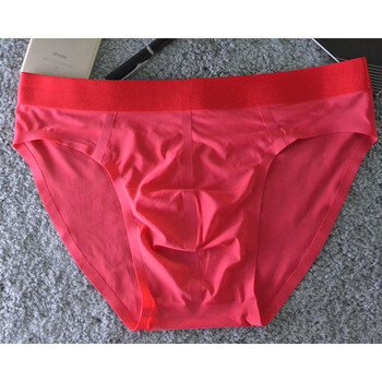 三角冰丝内裤男士夏季透气速干空气无痕纯色青年男士三角内裤 红色