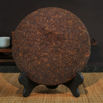 1片 中茶牌普洱茶  1997年7562花园熟饼