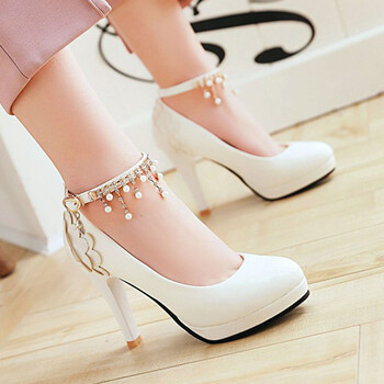 2018冬季淑女高跟女鞋韩版百搭细跟防水台浅口单鞋时尚水钻公主鞋婚鞋