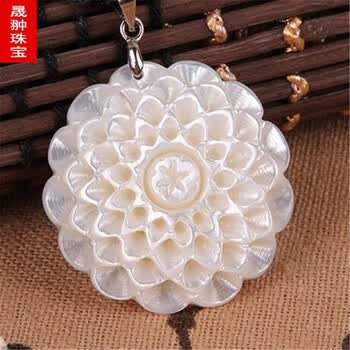 时尚饰品 项链 晟翀(shengchong) 贝壳吊坠螺钿鱼骨雕刻花女项坠情侣