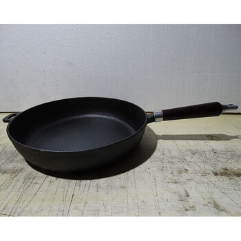 手工传统加厚生铁锅平底炒锅铸铁锅煎锅不粘锅健康养生无化学涂层