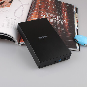 SSK飚王 HE-S3300品致移动硬盘盒3.5寸 USB3.0 SATA串口台式电脑硬盘