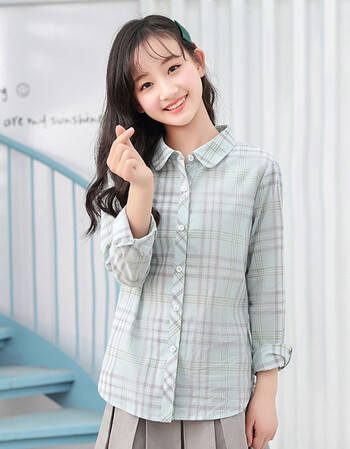 少女初中生春季新款上衣女韩版原宿bf风宽松学生衬衣长袖格子衬衫