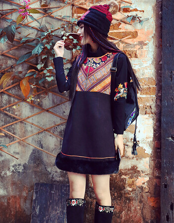 复古民族风连衣裙绣花冬款裙子女式度假冬新品春夏款2019 黑色 xxl