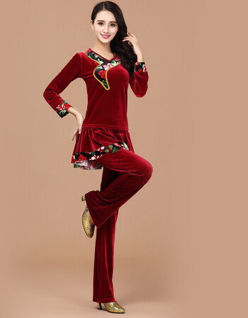 广场舞服装秋冬新款套装舞蹈服金丝绒中老年人跳舞服装女装演出服 酒