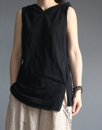 帝梦思2018新款纯色竹节棉肤背心女连帽宽松休闲大码侧开叉不规则内搭