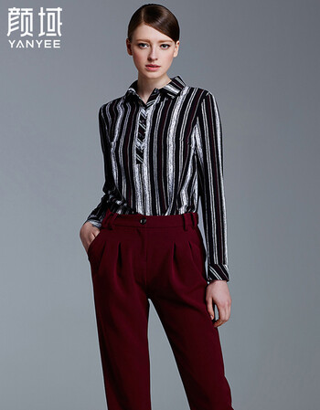 颜域品牌女装2016春装新款时尚百搭经典翻领工字褶条纹衬衫女 70s6023