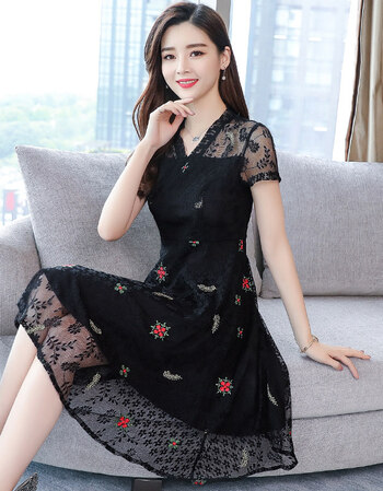 蕾丝连衣裙女夏2018新款35岁到45的女人夏天碎花裙子夏装女士夏季