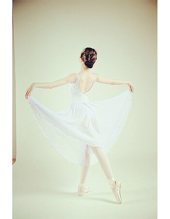 28女芭蕾舞蹈连体练功长裙服成人训练形体演出舍宾健美艺术体服 白色