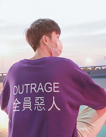 丹杰仕秋季新款港风卫衣男全员恶人印花卫衣男女情侣长袖t恤外套潮